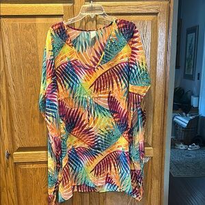 Colorful Leaf Patterned Tunic